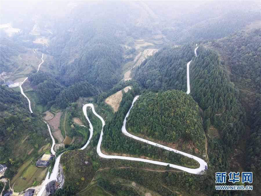 #(社会)(1)贵州遵义:打通“毛细血管”建全农村交通网络