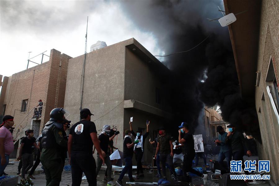 （国际）（2）伊拉克库民党巴格达总部遭示威者纵火