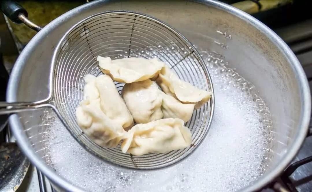 几个生活中常见的小妙招,用处大实用性强,赶紧学一学