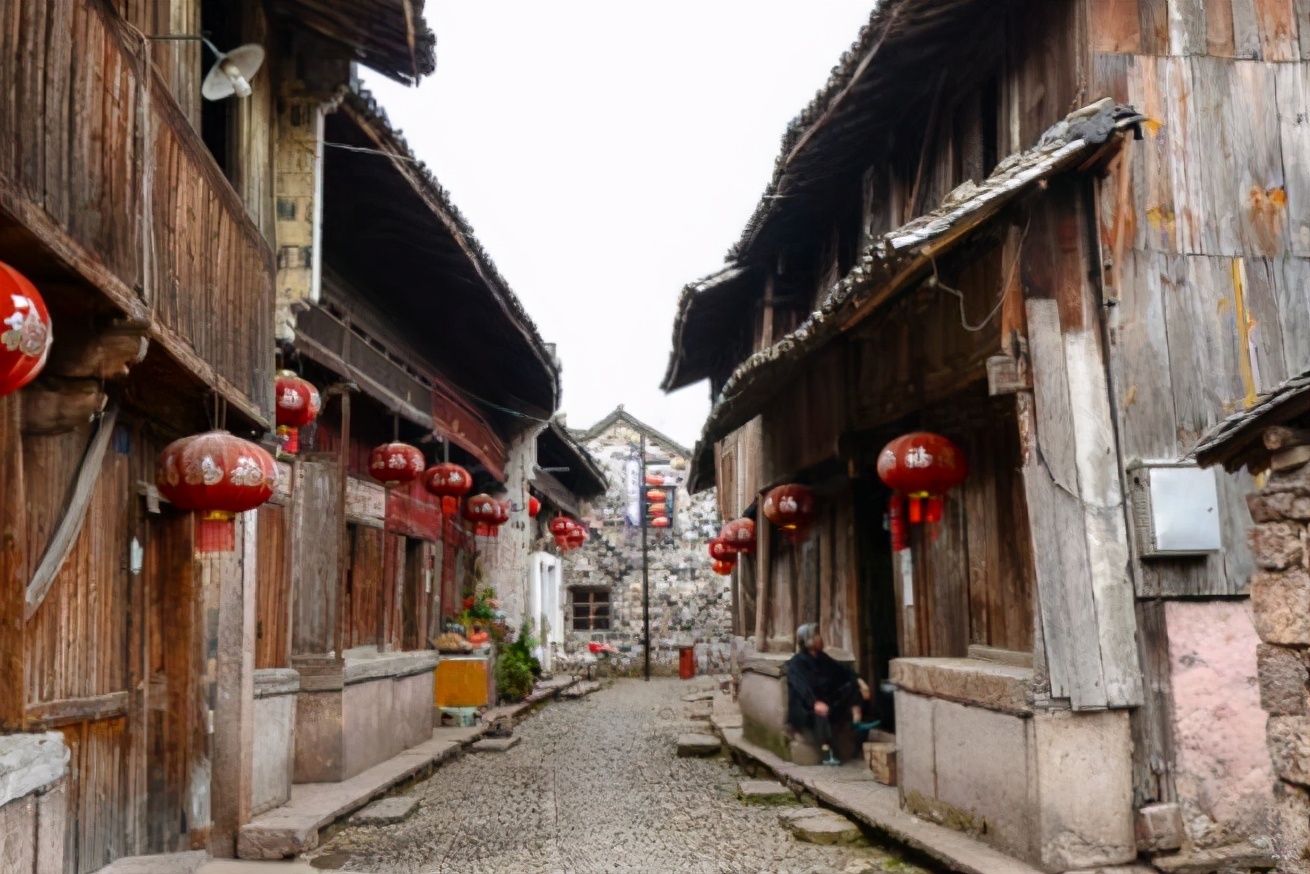 国内8个值得一去的古镇，人少商业化清淡，分布在江浙沪附近