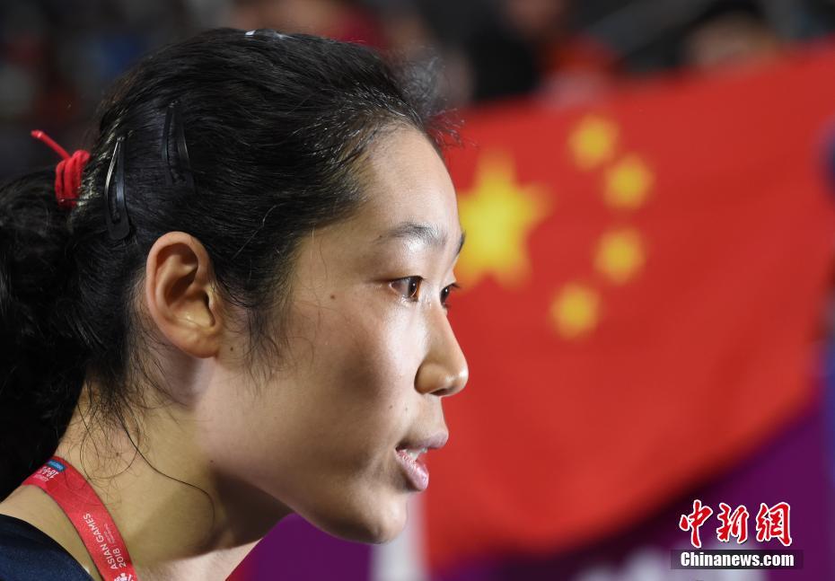 资料图：中国女排队长朱婷接受采访。 中新社记者 侯宇 摄