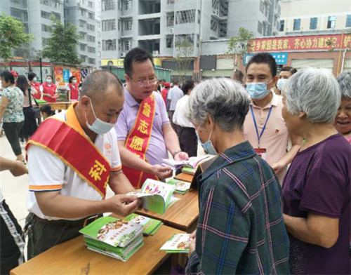 （广西兴宾区科协积极开展科普反邪教宣传活动）兴宾区科协多渠道开展反邪教宣传活动670