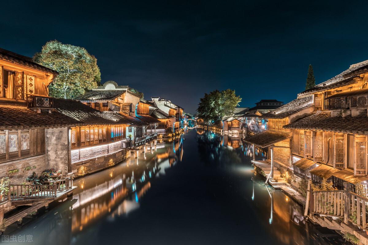 国内景色最美的十大古镇,景色绝伦,快来看看你都去过哪几个?