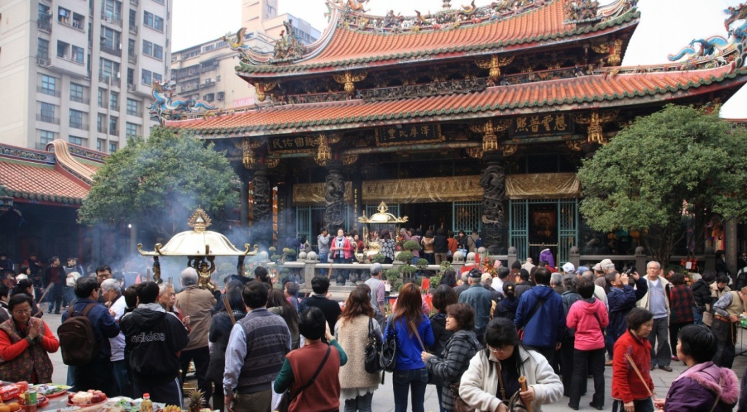 中国唯一的“佛国”,自古便是福建文化名城,这3大寺庙香火最旺
