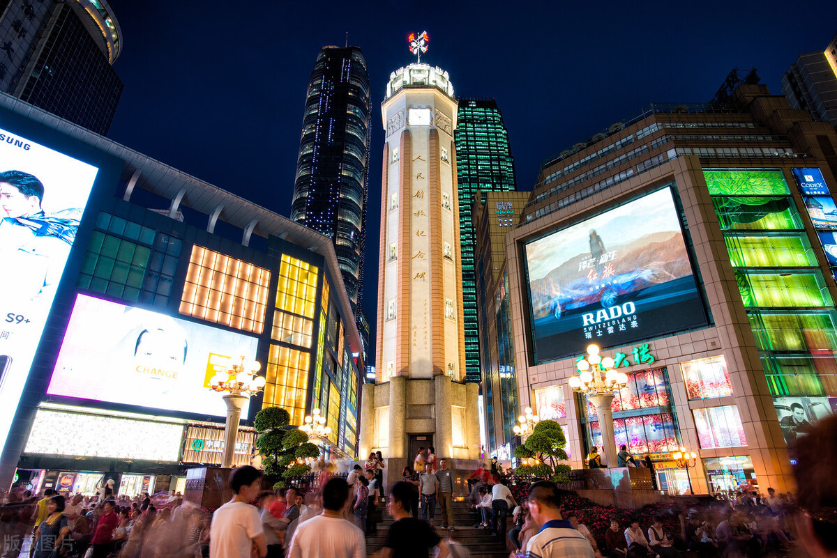 中国8个适合带父母旅游的城市,风景优美有意义,你会考虑哪个?