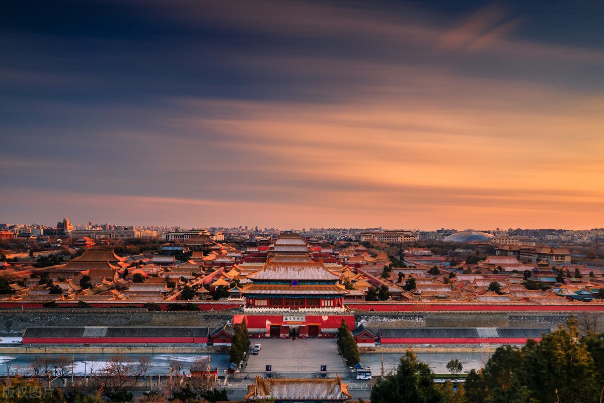 中国8个适合带父母旅游的城市,风景优美有意义,你会考虑哪个?