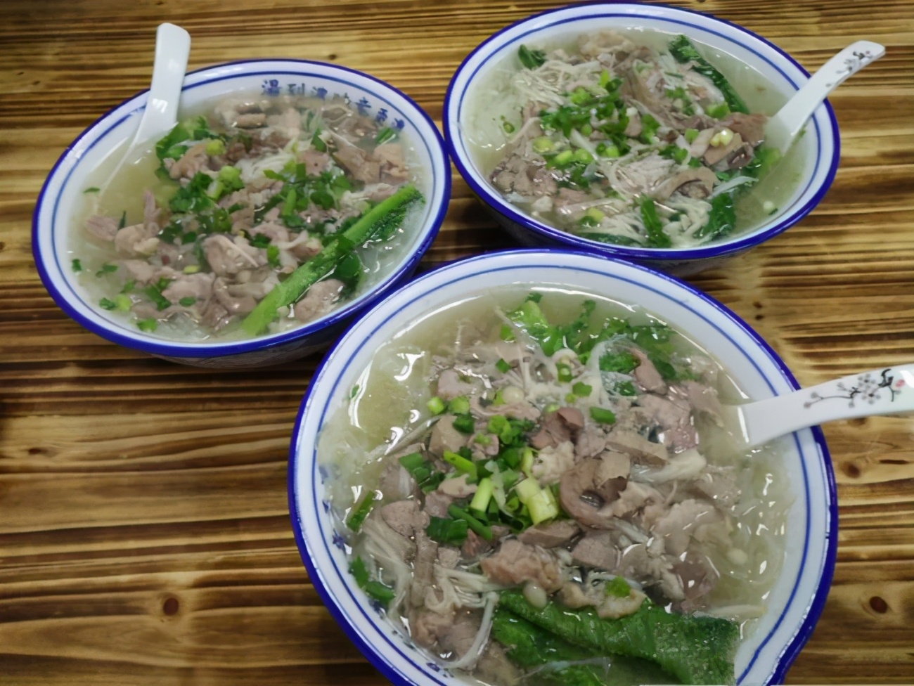 到赣州旅游,这10大传统风味美食值得品味,让你恋上这座城市