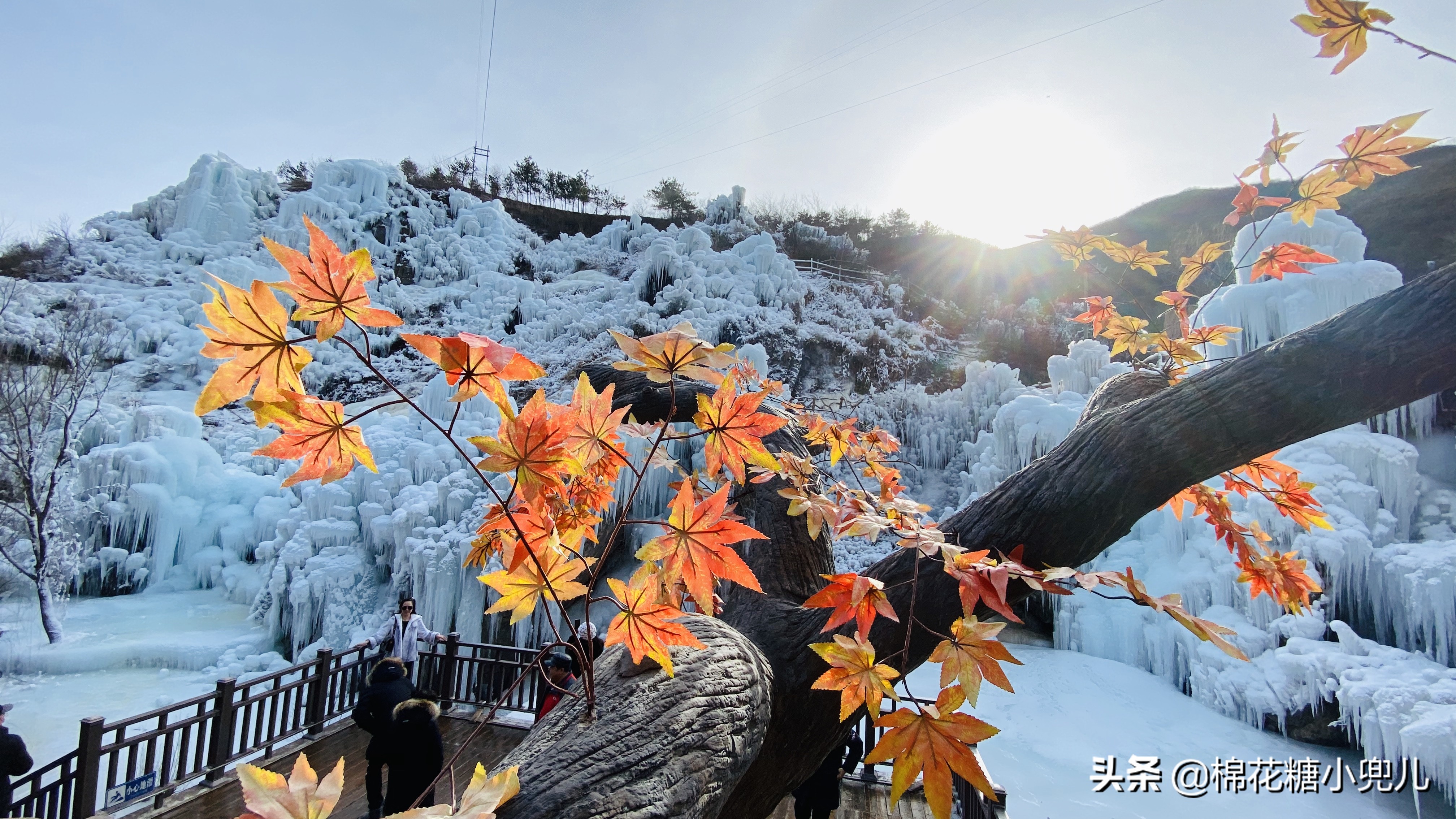 北京郊区冬季旅行必去的冰瀑布群，距离近无需徒步1小时就能到达