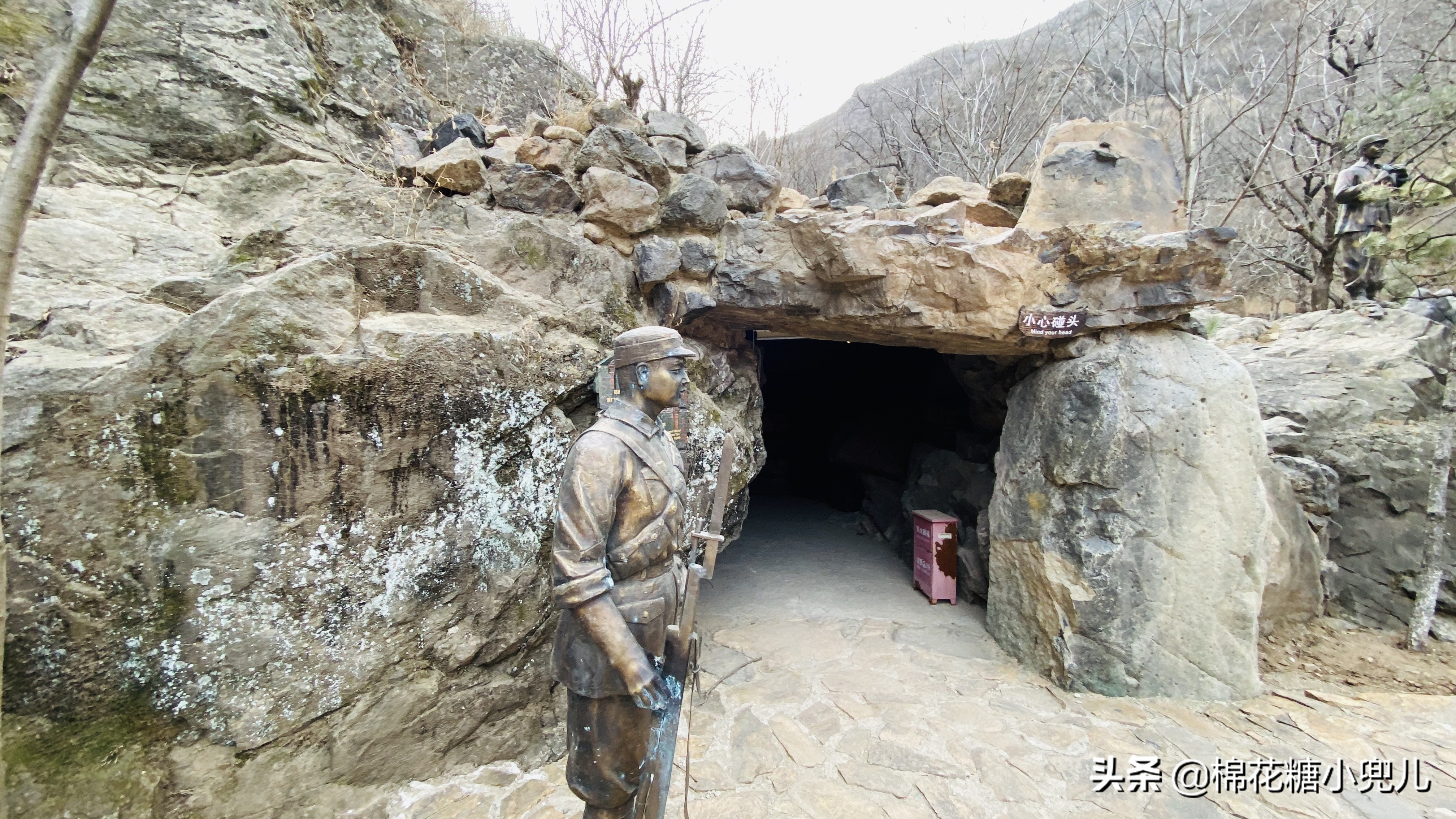 北京郊区冬季旅行必去的冰瀑布群,距离近无需徒步1小时就能到达