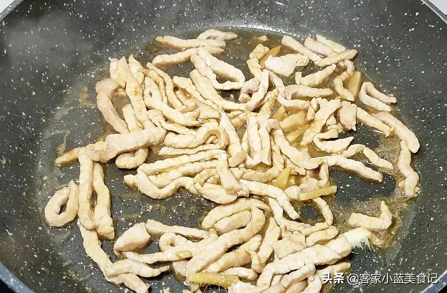 炒肉时，牢记5个技巧，不管炒什么肉也不会粘锅，香嫩不柴又不腥