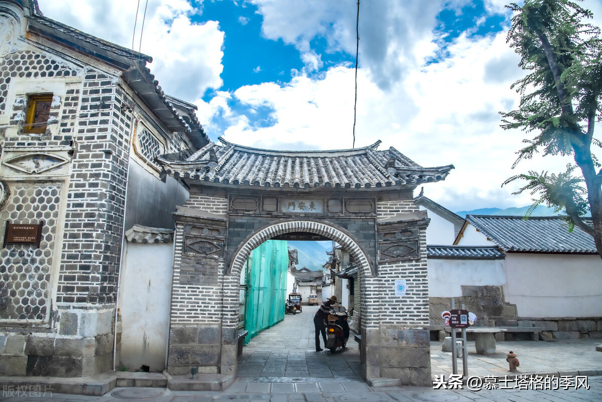 游云南,这5个古镇别错过,最短的历史也有700年