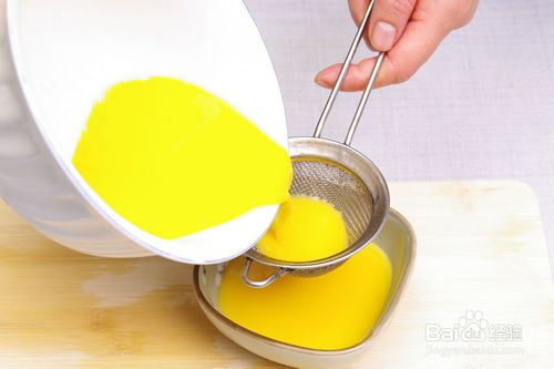 蒸鸡蛋羹,直接加水都错了,做好这“5步”,蛋羹比水豆腐还嫩