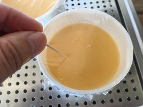 蒸鸡蛋羹,直接加水都错了,做好这“5步”,蛋羹比水豆腐还嫩