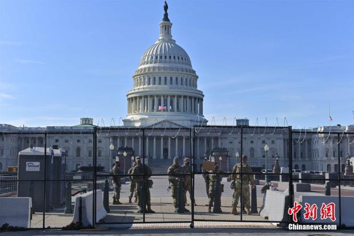当地时间2月9日,美国国会参议院开启对前总统特朗普的二次弹劾案审判。图为9日拍摄的美国国会大厦。<a target='_blank' href='http://www.chinanews.com/'>中新社</a>记者 陈孟统 摄 点击进入下一页