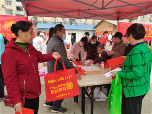 春节期间南宁市反邪教宣传气氛浓731