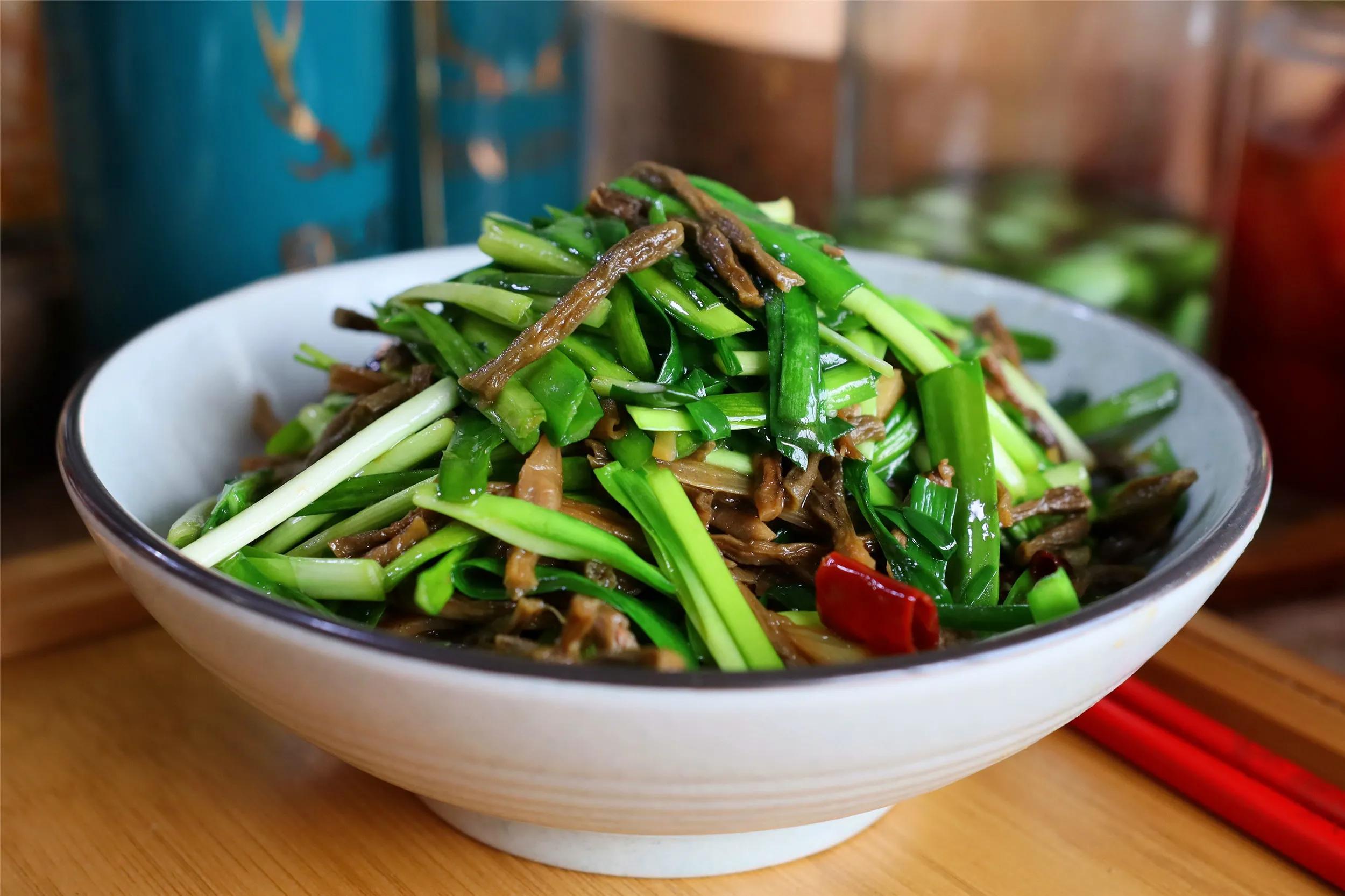 吃腻了大鱼大肉，试试这四款素菜，清新爽口还解油腻！