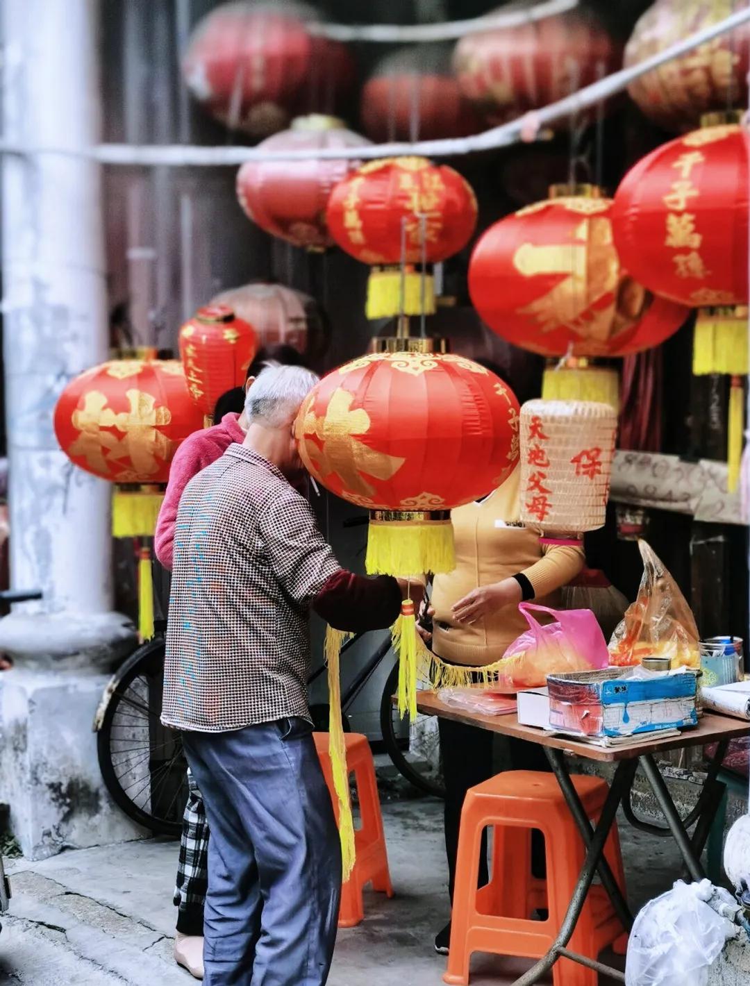 正月十五元宵节，国内哪里的灯会最好看？这3个地方璀璨夺目