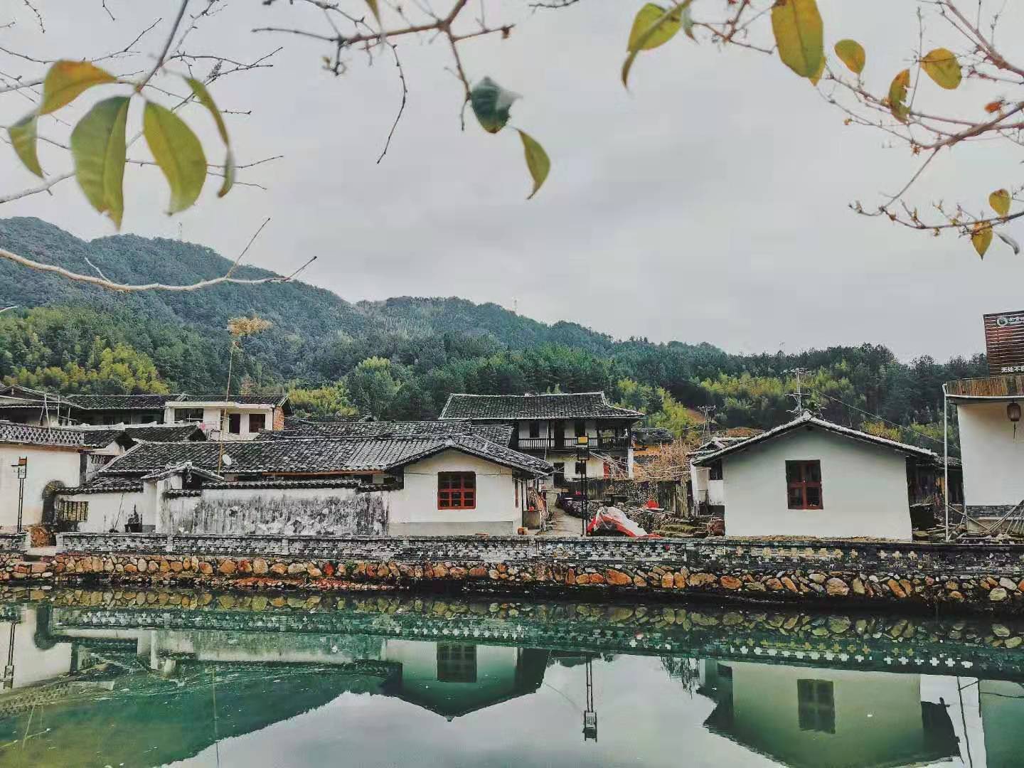 这才是中国春天适合自驾的10条线路,3-5月沿途美成天堂