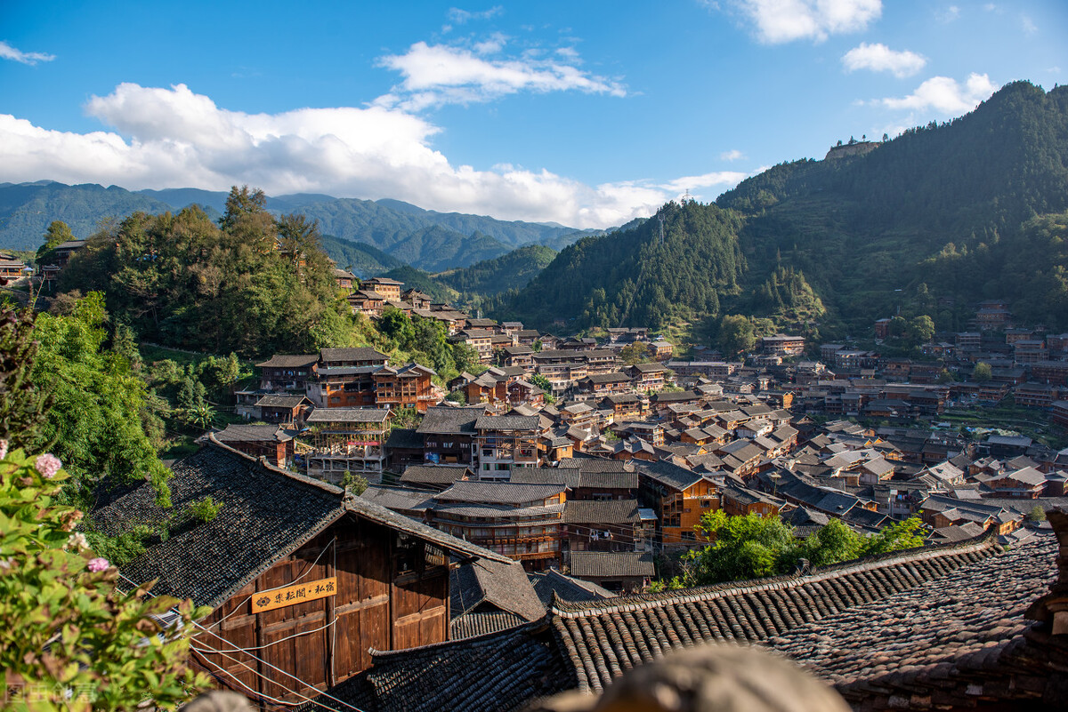 人间最美四月天，国内初夏最美出游线路大推荐
