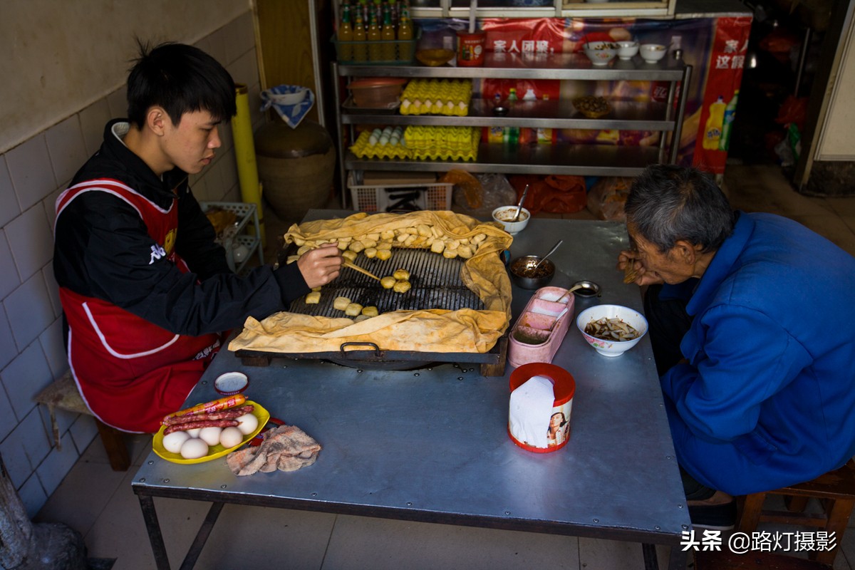 云南适合养老的4个悠闲小城，古朴安静消费低，退休了就搬过去