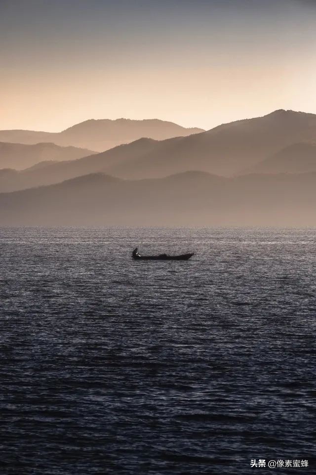 最美人间四月天，这7个小众旅行告别人山人海，去这里看山看海