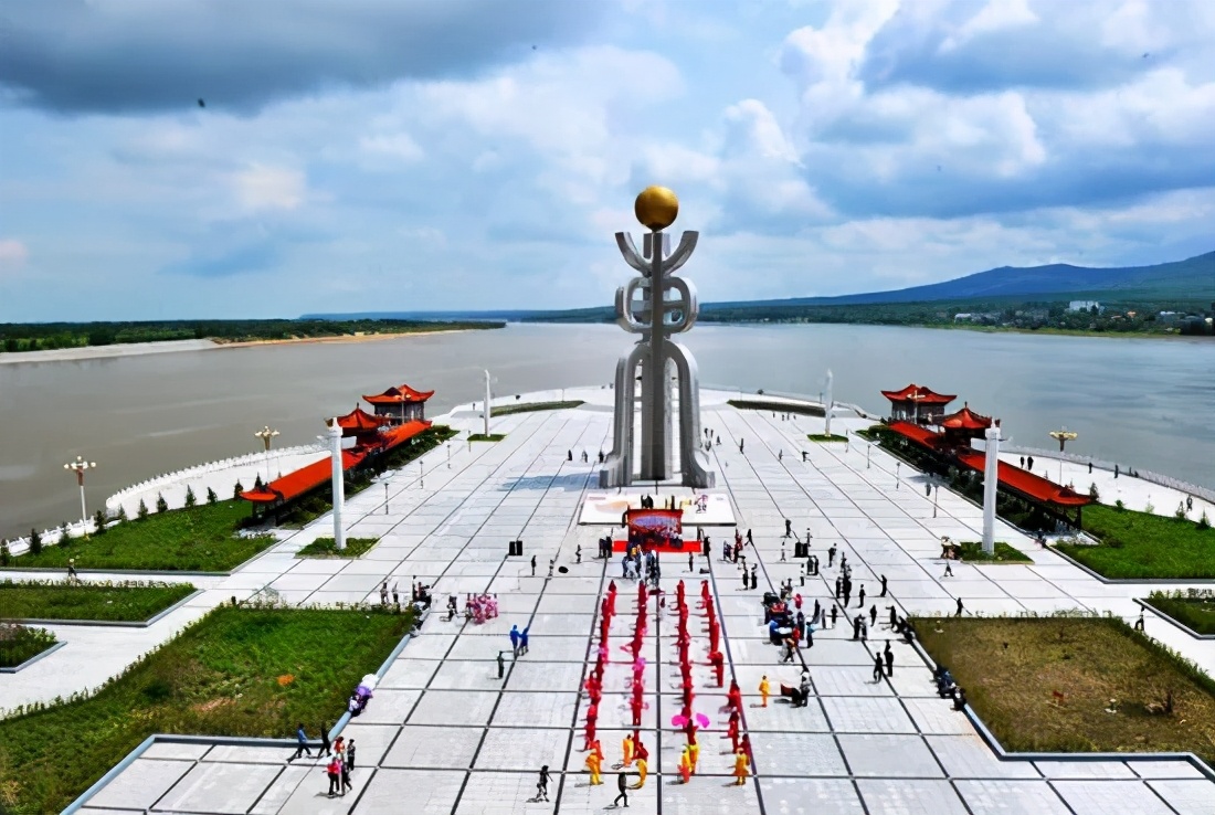 中国最美的八个边境城市,一不留神就出国了