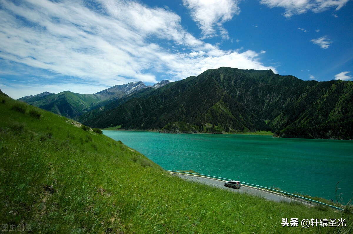 盘点中国最适合自驾的10大公路，坐车里就能看绝美风景