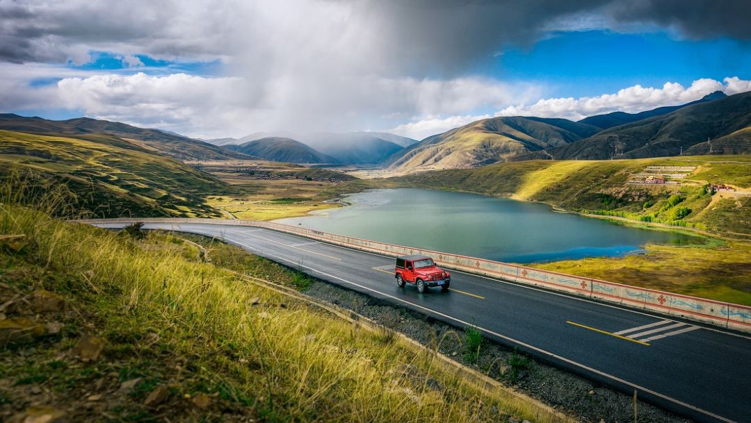 中国最美的10条公路,旅行者的天堂!自驾游你准备好了吗?