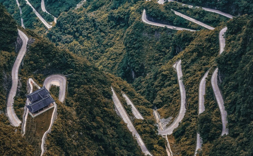 中国最美的10条公路，旅行者的天堂！自驾游你准备好了吗？