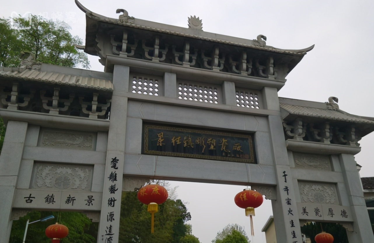 中国的四大古镇与四大古城,你去过几个?