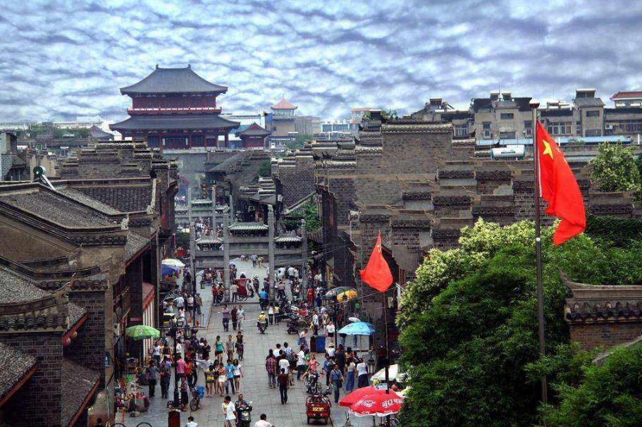 湖北冷门的千年古城,被誉为“华夏第一城池”,风景不输平遥古城