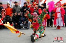 小编带您全国各地过马年（组图）