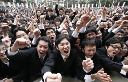 就业蓝皮书：去年大学生就业率91.4%
