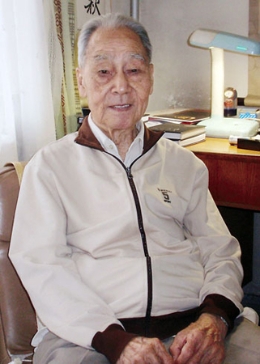 翻译家许渊冲：活到老 译到老 狂到老