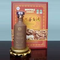 茅台走下神坛：白酒行业畸形黄金期不复返