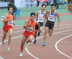 亚锦赛百米接力中国揽双冠