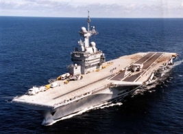 法国将派唯一核动力航母赴波斯湾打击IS