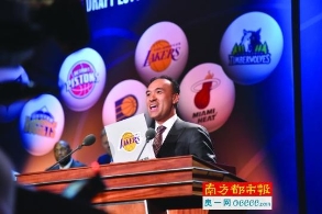 NBA副总裁：科比对中国市场非常感兴趣