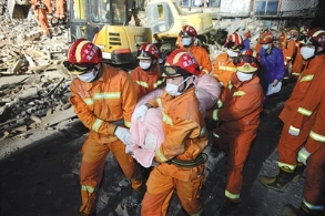 温州民房坍塌：系年代久远 地质基础不牢