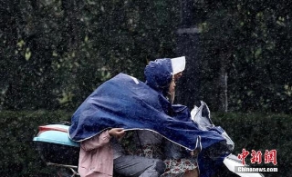 中央气象台发布暴雨黄色预警台风蓝色预警