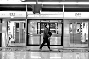 北京多条地铁线昨日开通！运营里程创新高