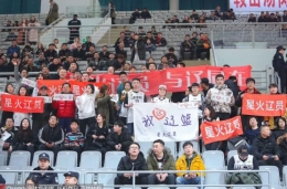 辽蜜回家过年观战：辽篮现场特设环节感谢