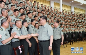 习近平视察陆军步兵学院