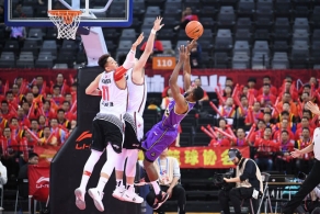 CBA：深圳主场以106-75大胜北控 孙悦12分