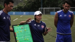 FIFA聚焦陈婉婷：撑起女性教练那面旗帜