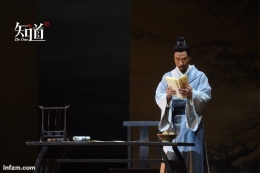 岁愧俸钱三十万 诗人何以称穷酸