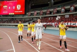 恒大年龄结构老化 放下包袱也许是件好事