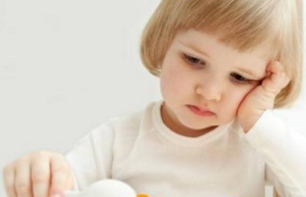 孩子积食有哪些危害？孩子积食该如何治疗