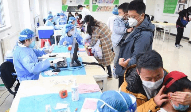 卫健委：12月底前完成3-11岁新冠疫苗接种
