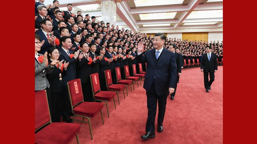 习近平会见平安中国建设表彰大会代表